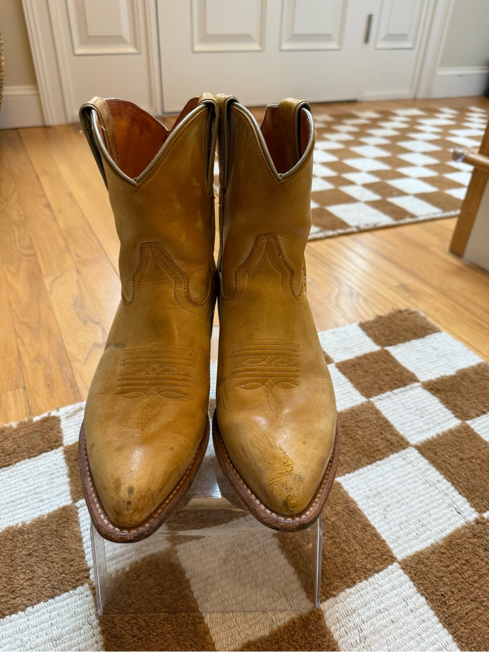 Frye Honey Tan Leather Western Cowboy Boots - Picture 2 of 12